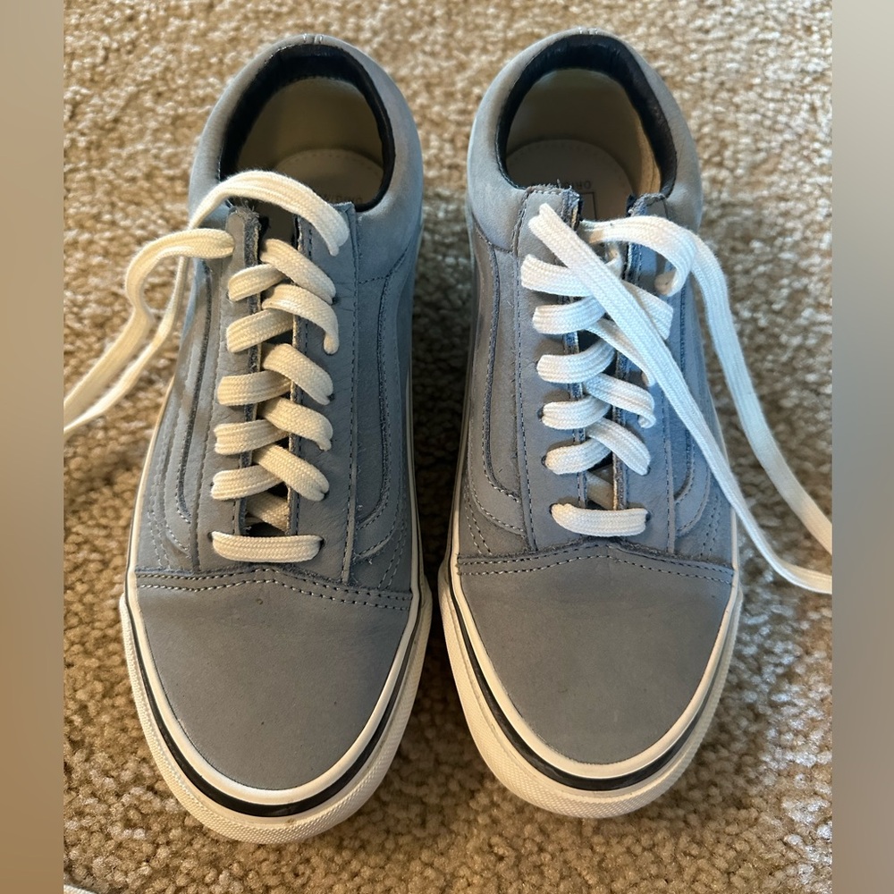 Vans originals - like new!
